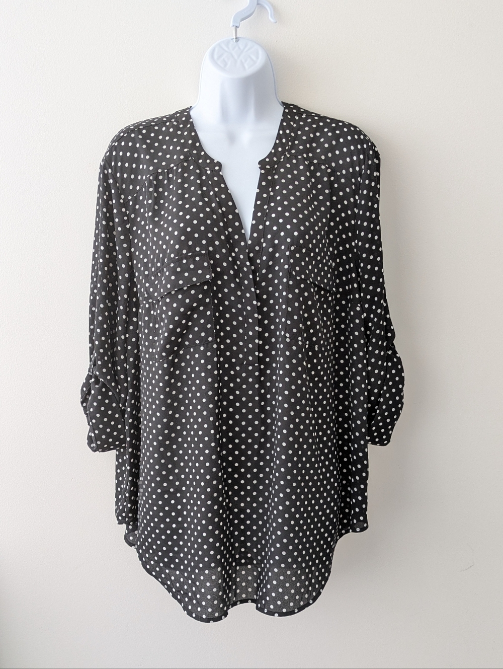 Torrid Harper Georgette Polka Dot 3/4 Blouse - Picture 3 of 4